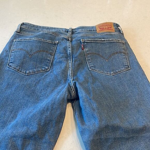 Levi’s 721 high rise skinny size 30. Women’s jeans great condition frayed hem. - Picture 6 of 7